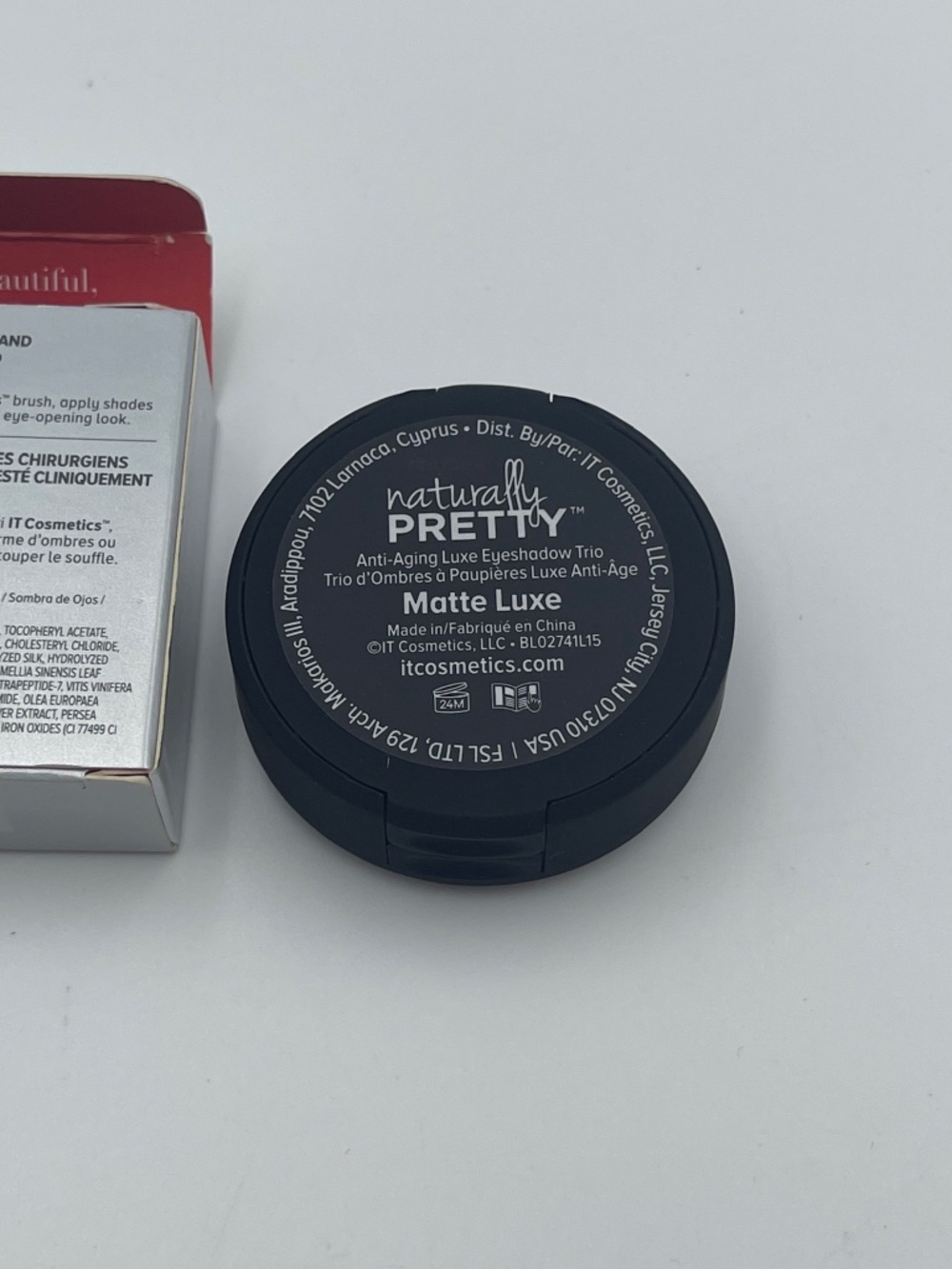 NEW IT Cosmetics Naturally Pretty Anti Aging Eyeshadow Trio .96 g*3 -Matte Luxe - Picture 5 of 7